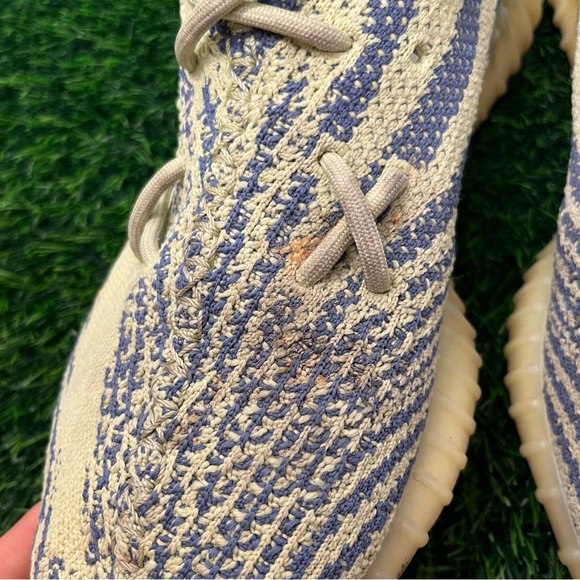 Adidas Yeezy Boost 350 V2 Semi Frozen Yellow - Picture 13 of 14